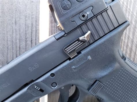 Glock 19 Slide Release Index Finger Method