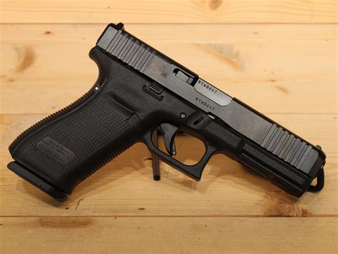 Glock 21 Image 7