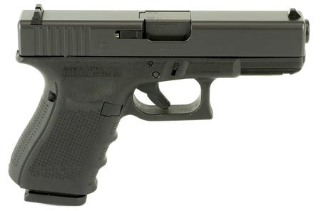 Glock 23 and Glock 27 handling