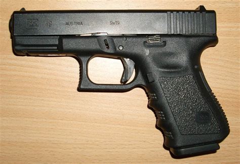 Glock 27 with Cleaning Kit