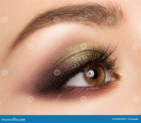 Golden Brown Eyeshadow