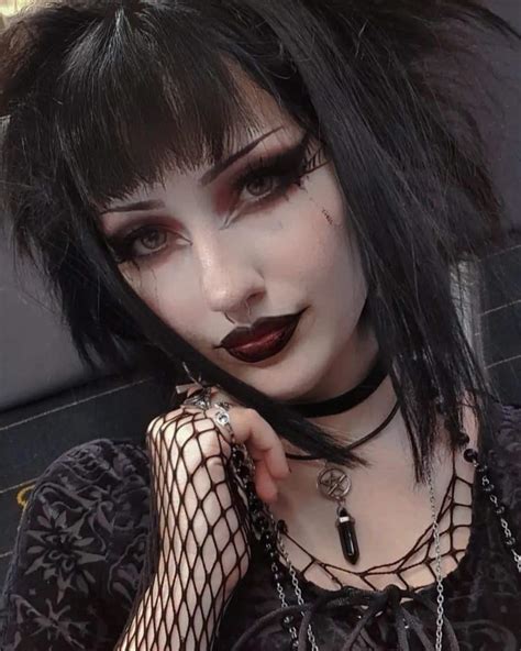 Gothic Makeup Ideas