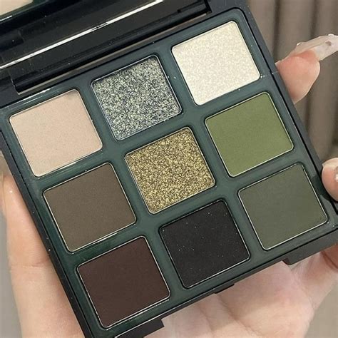 Green Eyeshadow Palette 10