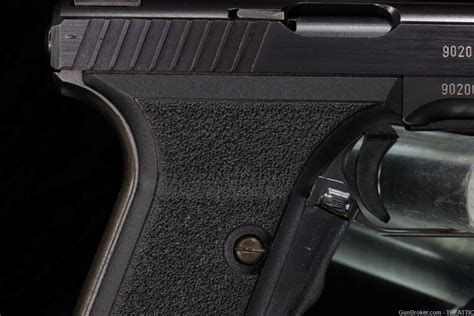 Heckler & Koch P7M8 Gallery 2