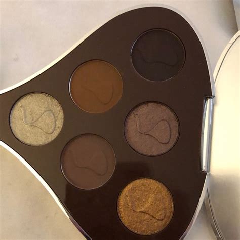 Hershey Eyeshadow Palette Image 6