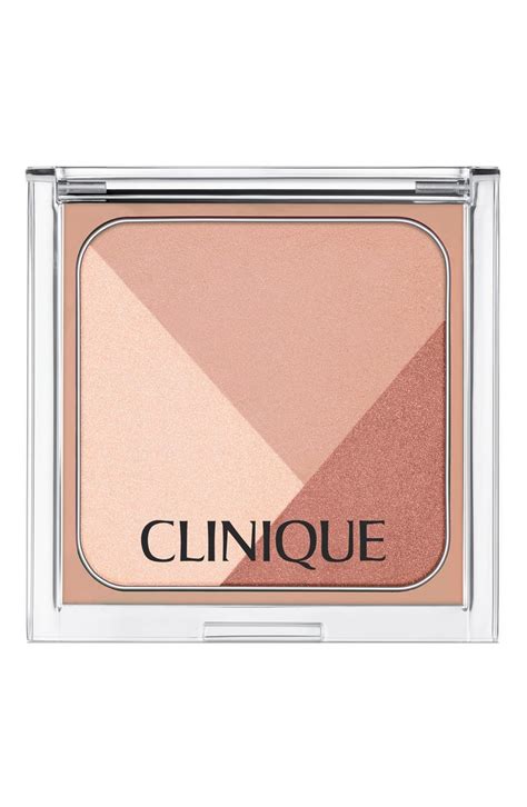 Highlighting with Clinique Sculpting Palette