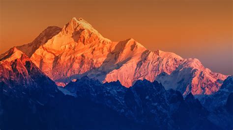 A majestic view of the Himalayan mountains