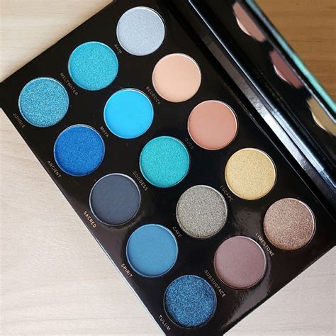 Hipdot Eyeshadow Palette 1