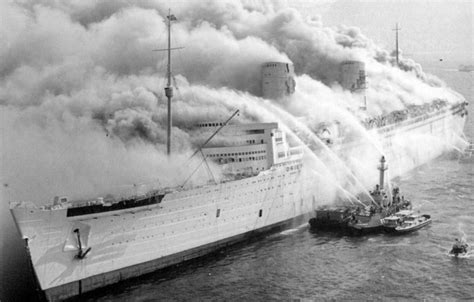 HMT Queen Elizabeth