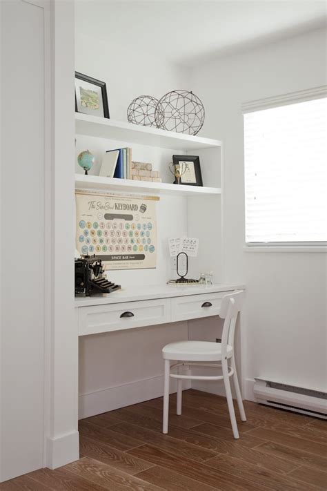 Home office with Dried Thyme color palette