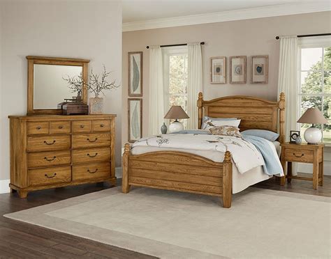 Honey Oak Bedroom