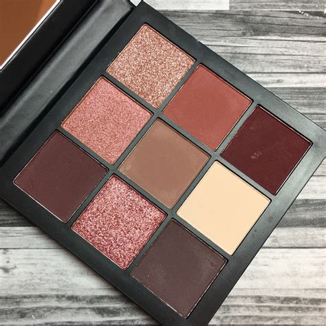 Huda Beauty Mauve Obsessions Palette