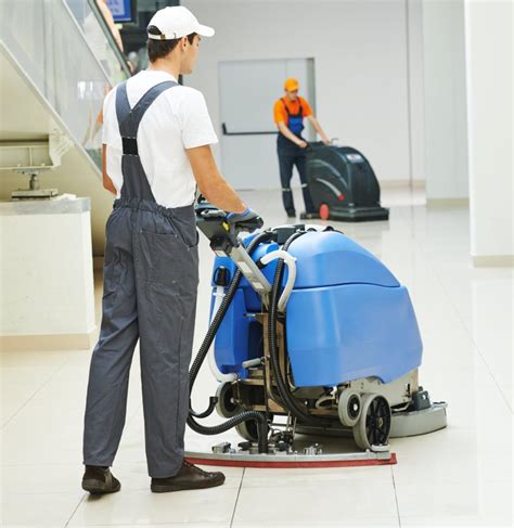 Industrial cleaning equipment