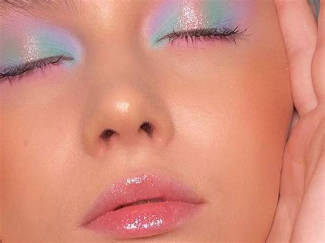 Iridescent Eyeshadow Idea Example 3