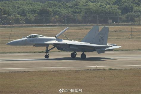 J-15 fighter jets on an aircraft carrier