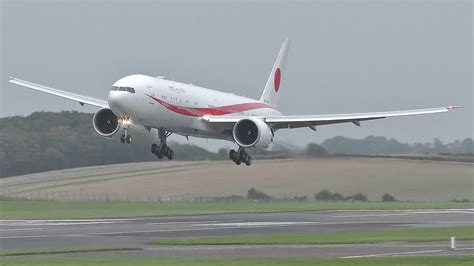 Japan's Air Force One in Flight