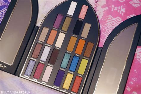 Kat Von D Eyeshadow Palette Look Book