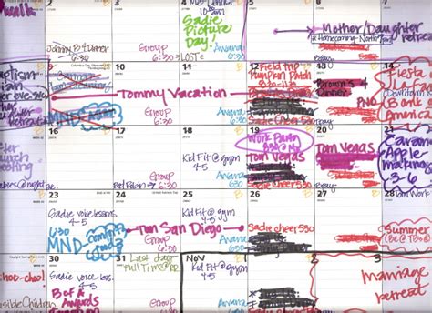 Large calendar tips for busy families