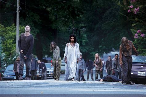 Learn to Navigate Walking Dead Apocalypse