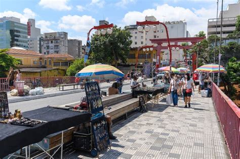 Liberdade Neighborhood Shopping