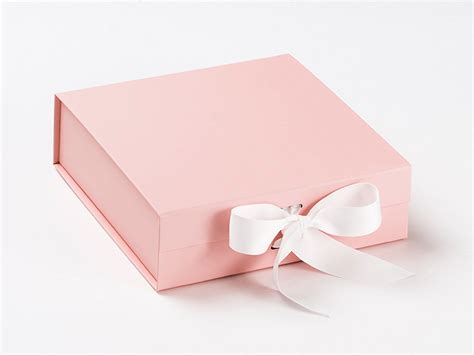 Light Pink Packaging Design Ideas