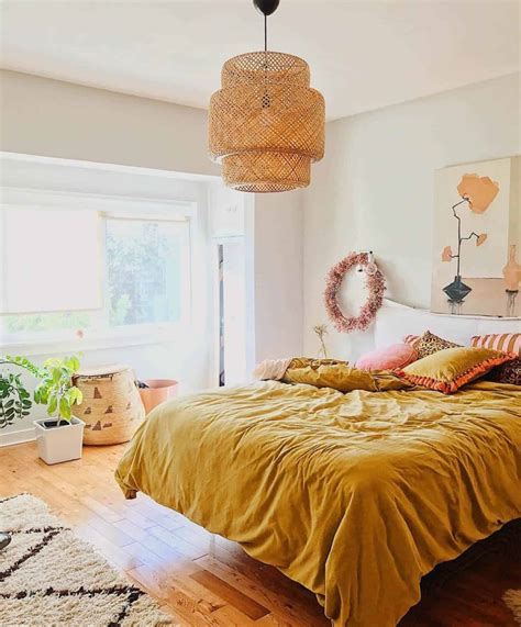 Light Yellow Decor