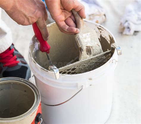 Loading paints onto a wet palette