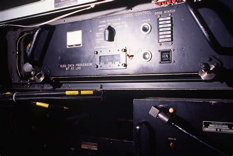 The avionics system of the Looking Glass aircraft