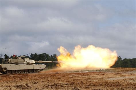 M1 Tank Firing Gallery Image 8