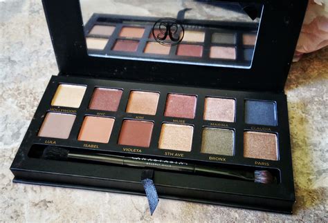 Mario Dedivanovic Makeup Palette for Everyone