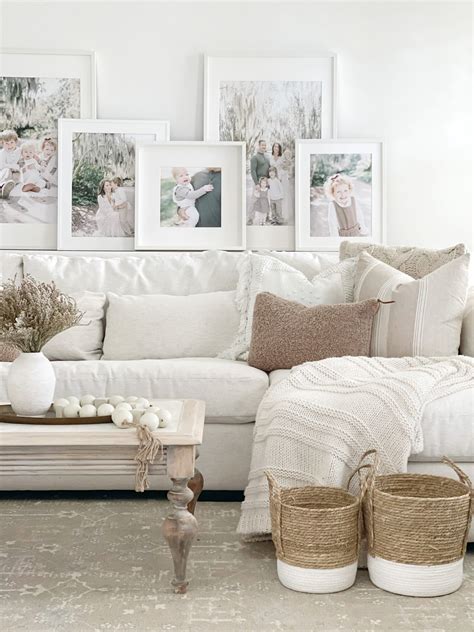 A mauve-colored accent wall in a living room