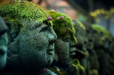 Moss Green Sculpture