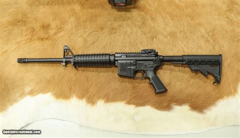 M&P AR 15 Gallery 4