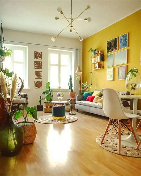 Mustard yellow accent wall in a living room