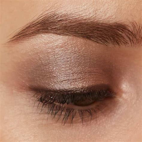 Natural eyeshadow