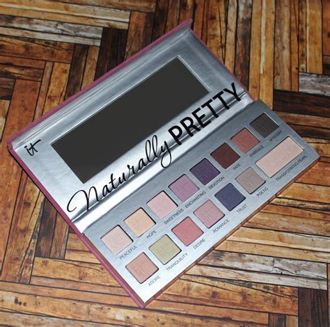 It Cosmetics Naturally Pretty Palette Shades