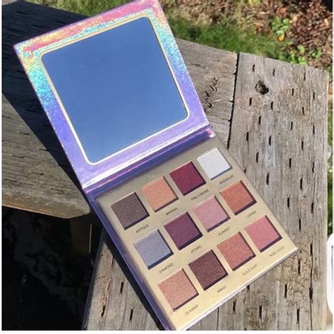 Nicole Miller Eyeshadow Palette Look 3