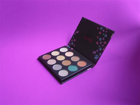 Nicole Miller Eyeshadow Palette Look 5