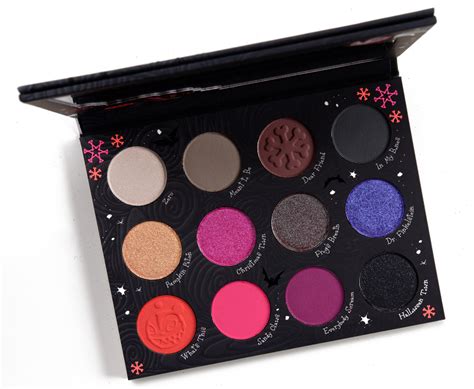 Night Before Christmas Eyeshadow Palette Packaging