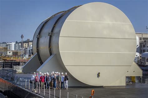 Nuclear submarine reactor