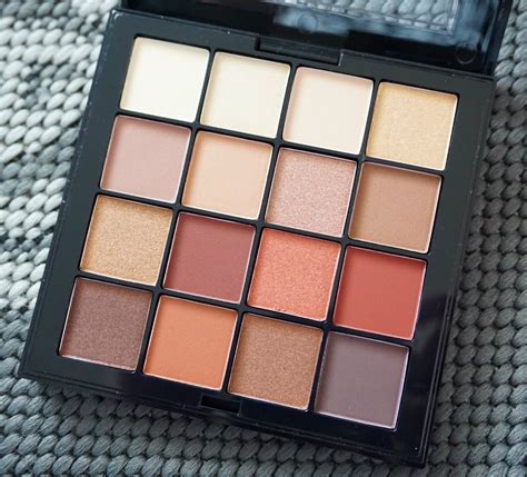 Nyx Warm Neutral Shadow Palette