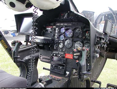 OH-58 Kiowa Cockpit