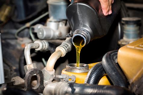 Oil change service in Aurora