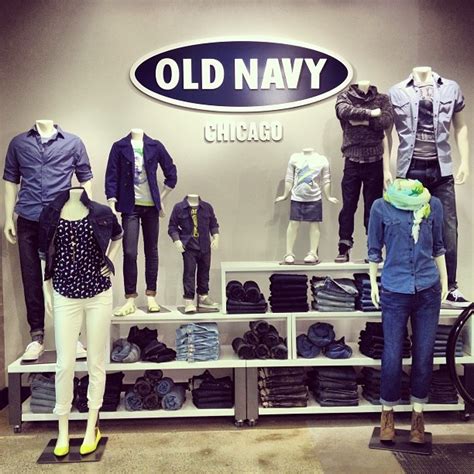 Old Navy visual merchandising