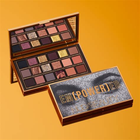 Huda Beauty Orange Eyeshadow Palette