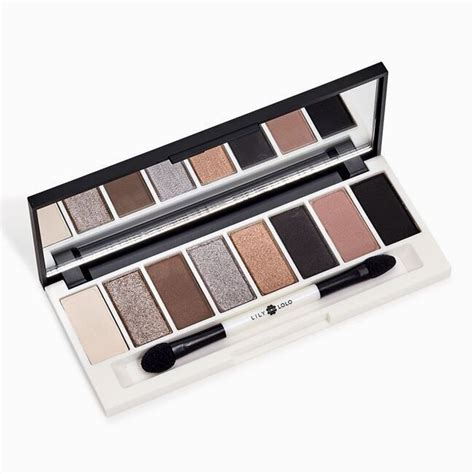 Organic Eyeshadow Palette with Natural Ingredients 9