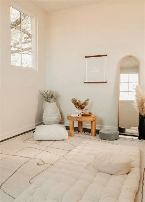 Oyster White Meditation Room