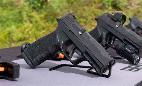 P320 vs P365