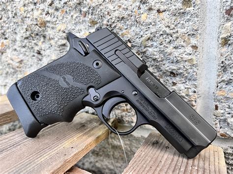 Sig Sauer P938 pistol performance