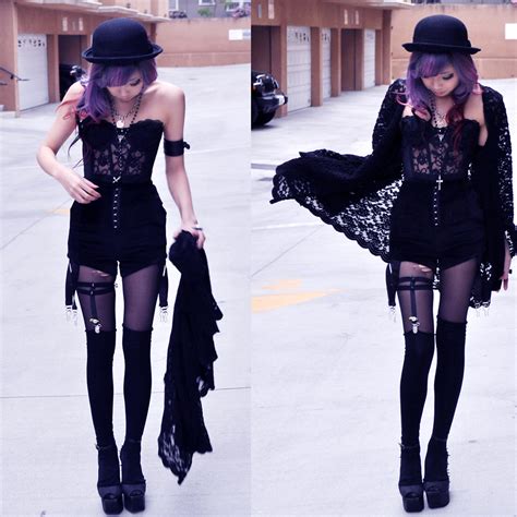 Pastel goth inspiration